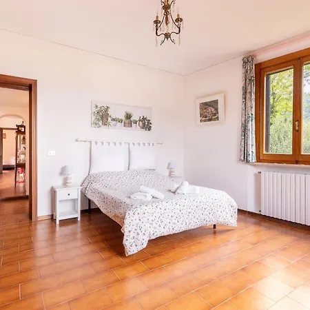 Villa House In Tuscany Near Of Art Marliana