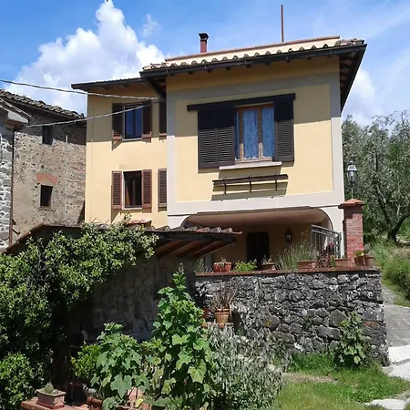 House In Tuscany Near Of Art Marliana